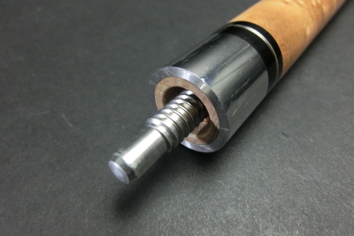 【ヤフオク出品中】15710 メッヅ Mezz PUJ-7 バットのみ UJ バーズアイ ビリヤード キュー CUE SPIDER