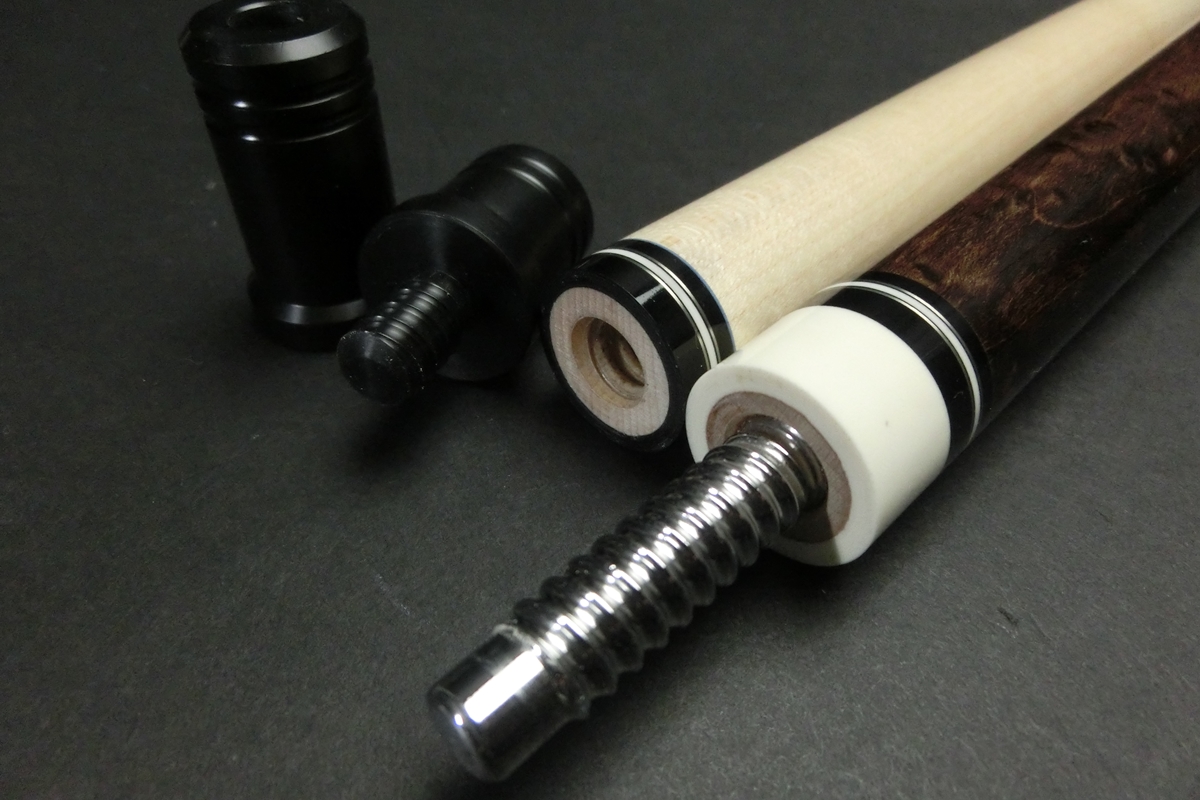 【ヤフオク出品中】15711 メッヅ Mezz AXI-T LTD WD700 WJ ビリヤード ハイテク キュー CUE SPIDER