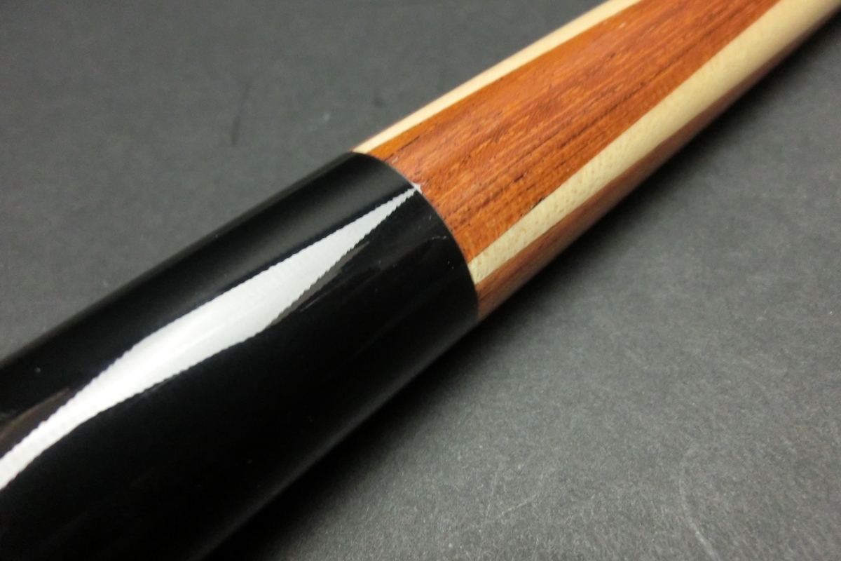 15719 メウチ Meucci 4剣 バットのみ 18山フラット ビリヤード キュー CUE SPIDER