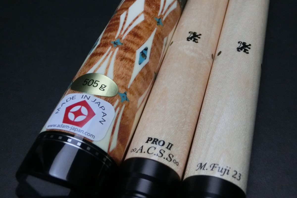 【ヤフオク出品中】15725 未使用 ムサシ Musashi 3C キャロム IM-8P-TON84 角芯 2シャフト ビリヤード キュー カスタム SPIDER□