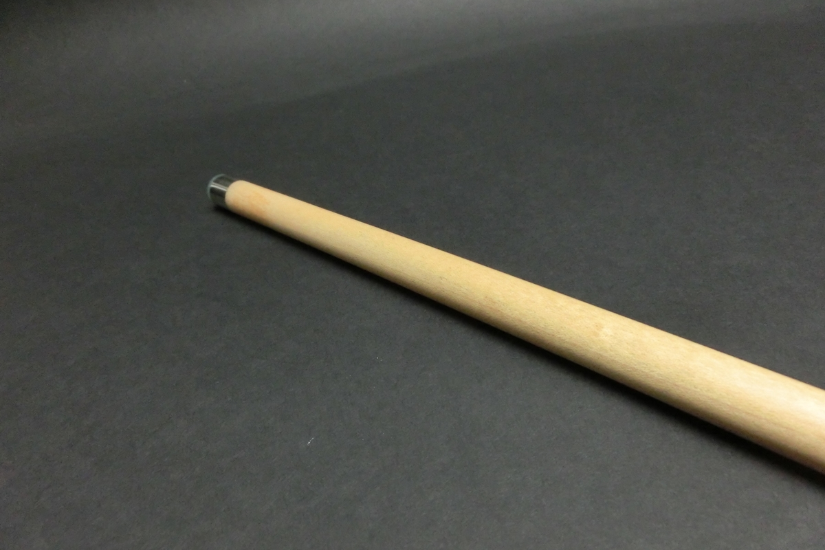 【ヤフオク出品中】15701 メッヅ Mezz エアシューター G10 ジャンプキュー ビリヤード CUE SPIDER