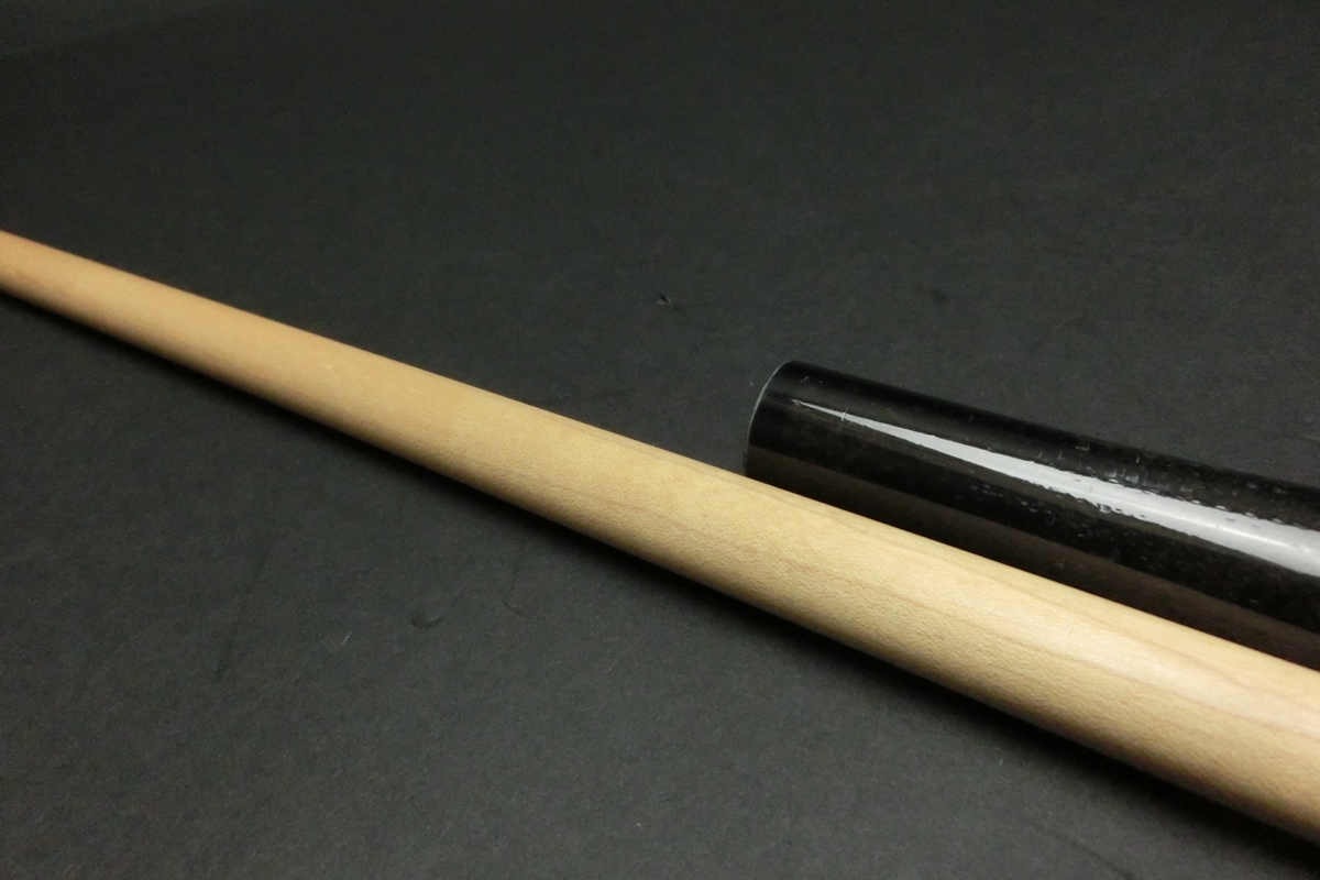 【ヤフオク出品中】15701 メッヅ Mezz エアシューター G10 ジャンプキュー ビリヤード CUE SPIDER