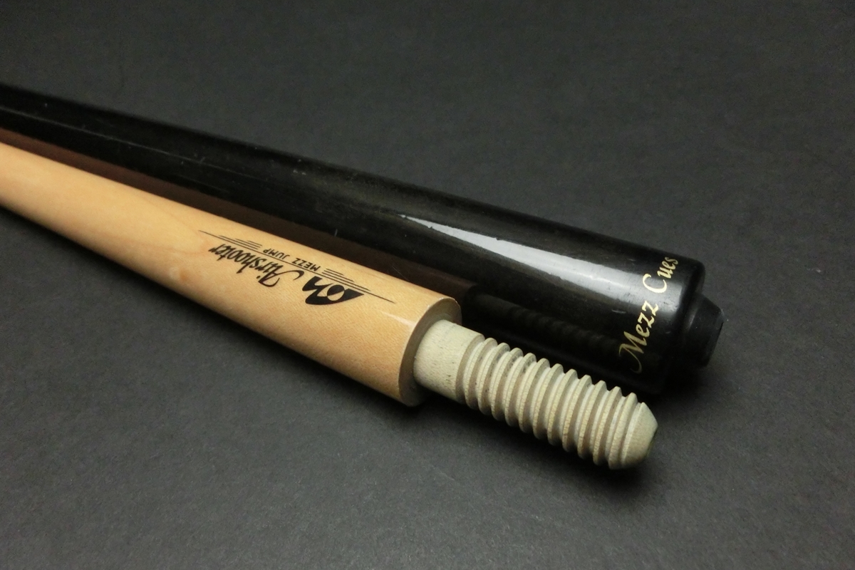 【ヤフオク出品中】15701 メッヅ Mezz エアシューター G10 ジャンプキュー ビリヤード CUE SPIDER