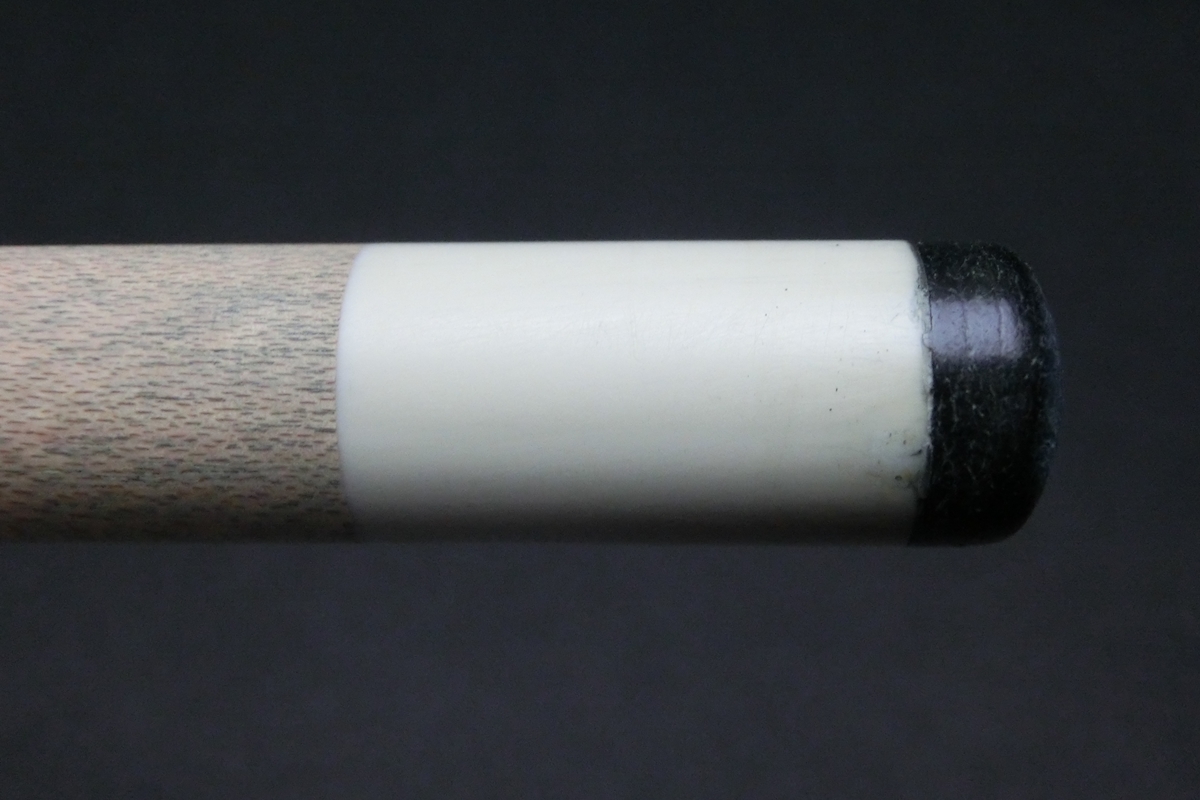 【ヤフオク出品中】15732 メッヅ Mezz EC7 R1 WX700 UJ ビリヤード ハイテク キュー CUE SPIDER