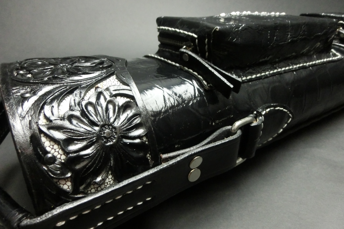 31543 状態良 ヴォルツーリ Volturi クロコダイル 黒 3B6S 本革キューケース ケース SPIDER