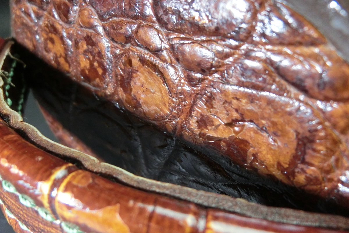 31652 ヴォルツーリ Volturi キューケース 4B6S クロコ 茶 緑ステッチ ビリヤード ケース SPIDER