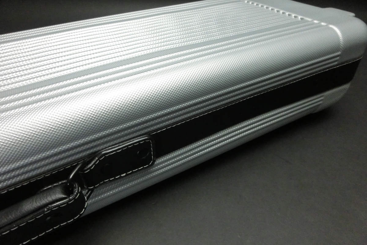 【ヤフオク出品中】31661 ジェイフラワー J.Flowers キャリーケース シルバー 4B8S ビリヤード キューケース SPIDER□