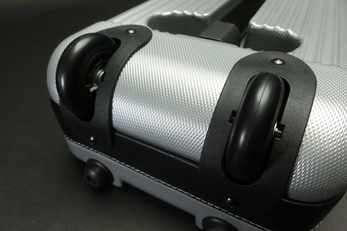 【ヤフオク出品中】31661 ジェイフラワー J.Flowers キャリーケース シルバー 4B8S ビリヤード キューケース SPIDER□