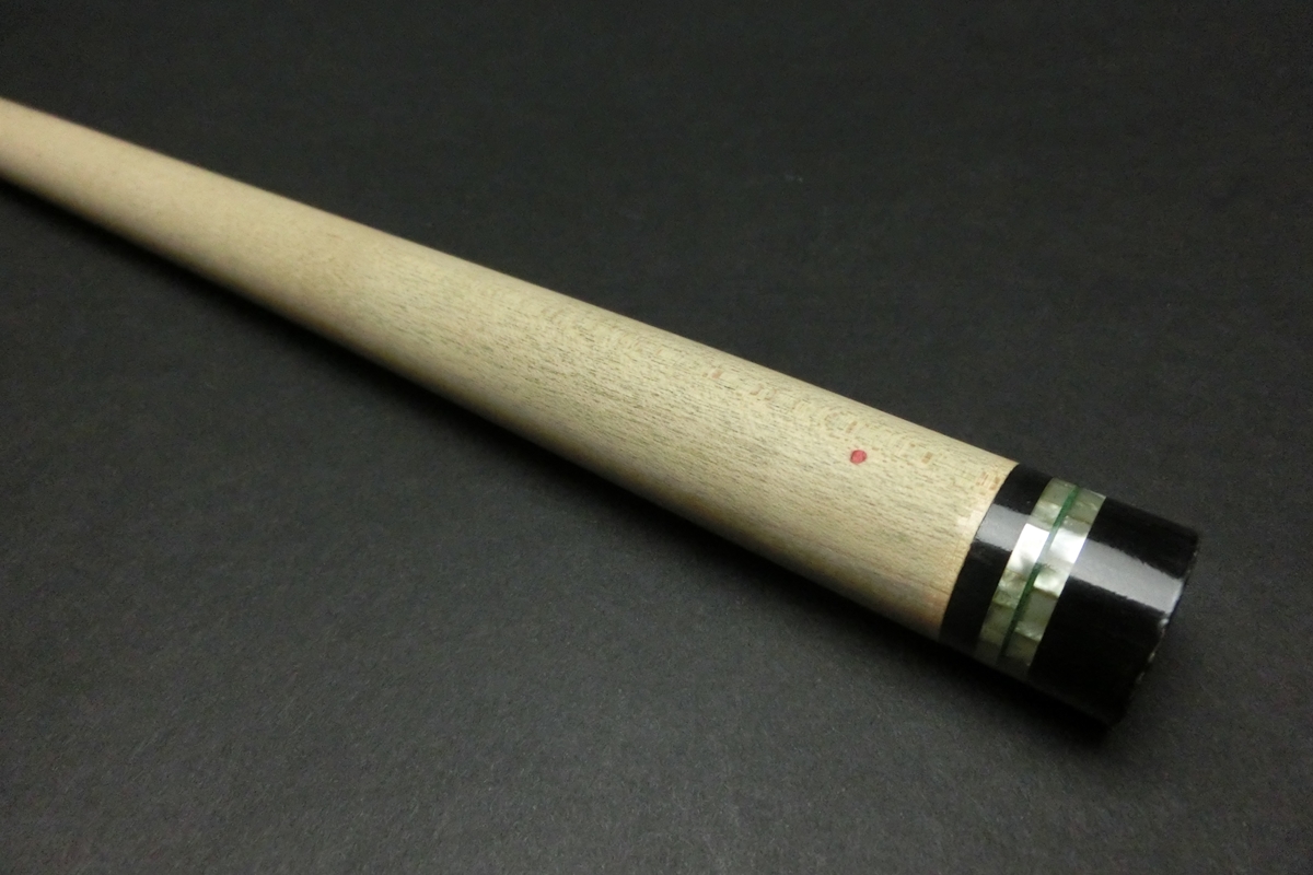 23250 メウチ Meucci レッドドット シャフト 18山 110g ビリヤード キュー ノーマル SPIDER