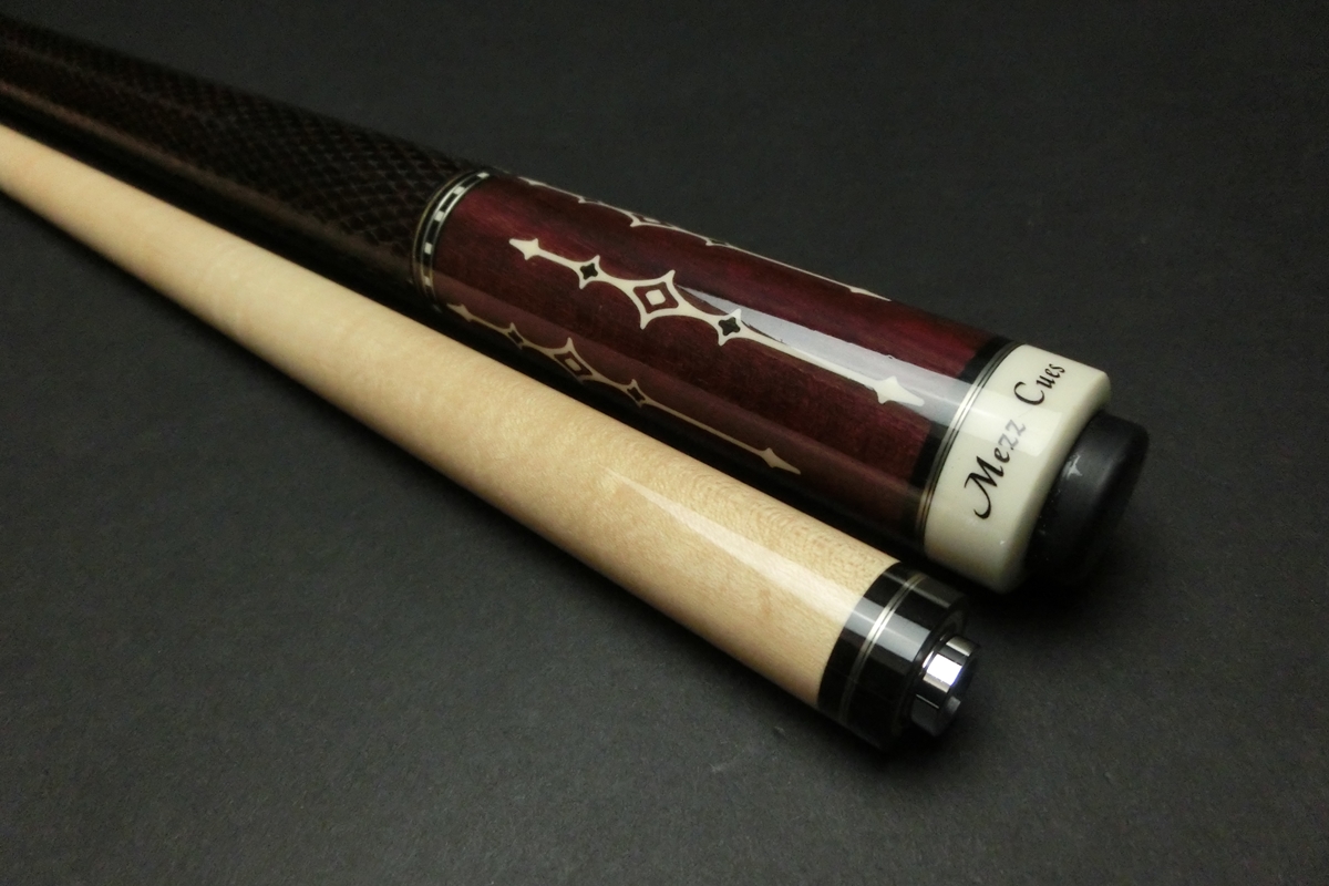 【ヤフオク出品中】15635 メッヅ Mezz EC-J2 革巻き ノーマル シャフト訳アリ ビリヤード キュー CUE SPIDER