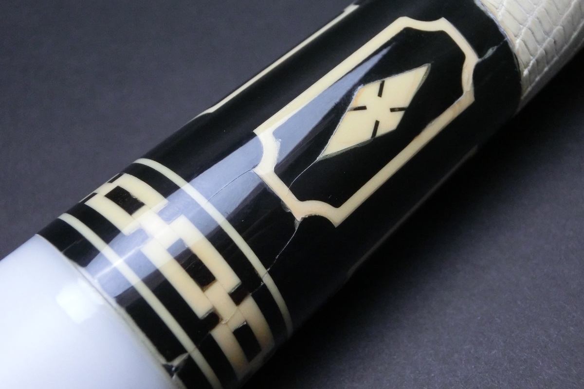 15749 タッド TAD 4剣 2シャフト 18山パイロ ノーマル ビリヤード キュー カスタム SPIDER