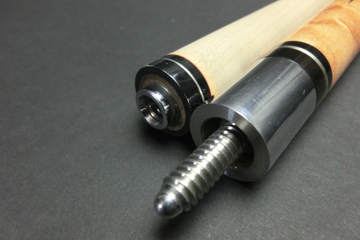 【ヤフオク出品中】15753 アダム Adam GB 4剣 Mezzシャフト 14山パイロ ビリヤード キュー CUE SPIDER