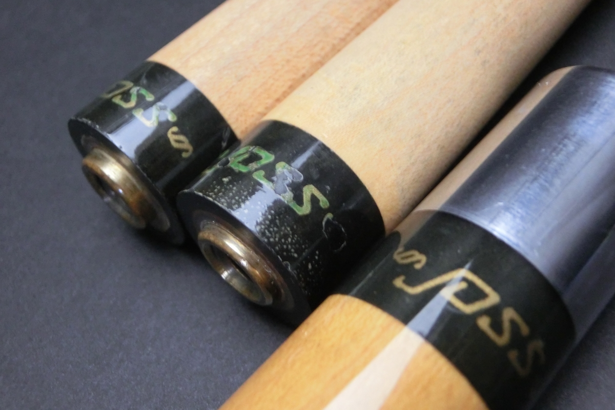15763 ジョス JOSS 金ロゴ 4剣 2シャフト 14山パイロ ビリヤード キュー CUE SPIDER