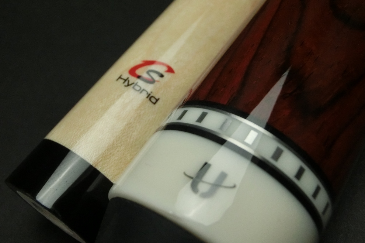 15768 ユニバーサル Universal BLS ココボロ CSハイブリッド ビリヤード キュー CUE SPIDER