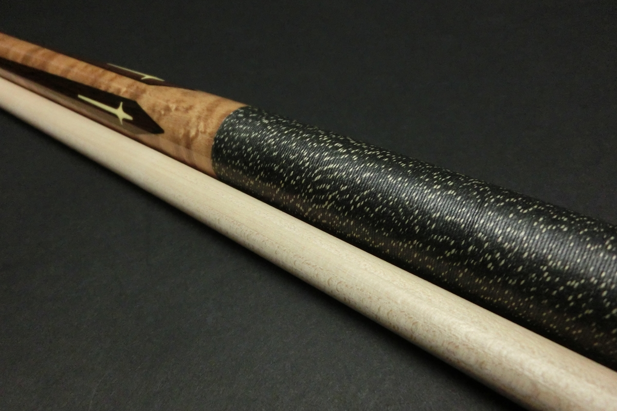 ビリヤードキューLucasi