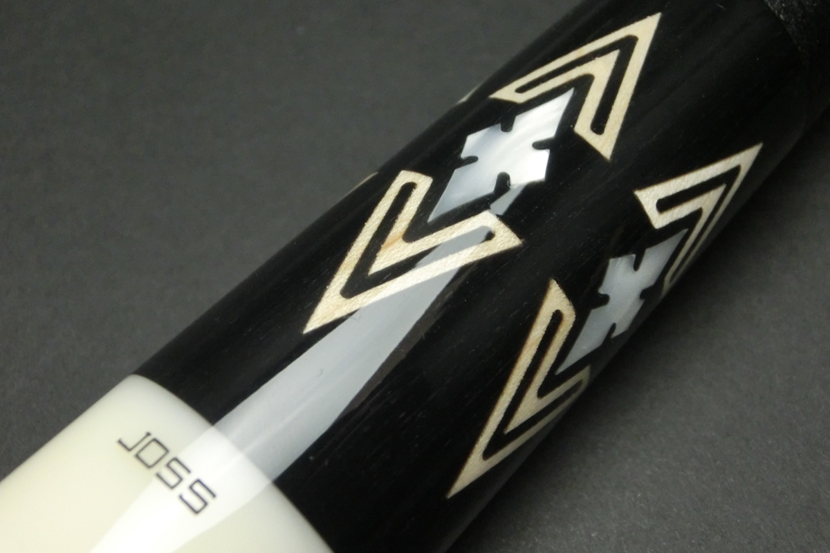 15822 ジョス Joss N7 ハスラーモデル 4剣 カーリー ビリヤード キュー CUE SPIDER□