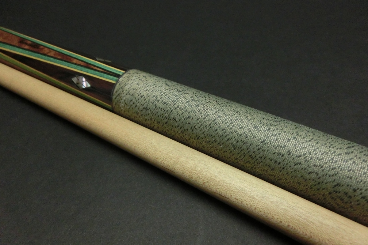 15772 訳アリ アダム Adam ヘルムステッター 4剣 18山パイロ ノーマル ビリヤード キュー CUE SPIDER