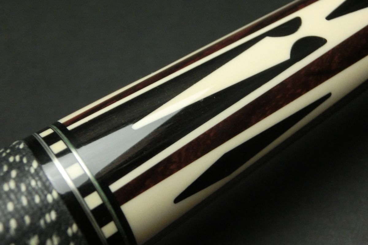 Mezz Cues ビリヤードキュー（Mezz Cues/メッヅキュー