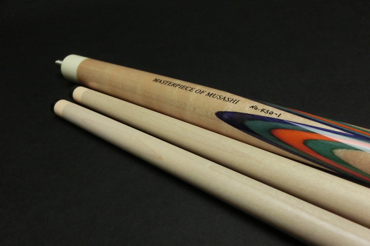 【ヤフオク出品中】15686 美品 ムサシ Musashi 3C 角芯 タケノコ 430-1 2シャフト ビリヤード キュー キャロム SPIDER□