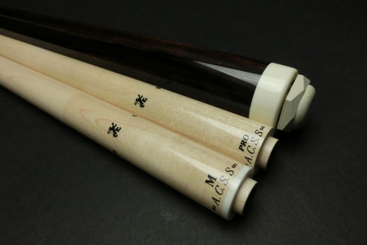 【ヤフオク出品中】15686 美品 ムサシ Musashi 3C 角芯 タケノコ 430-1 2シャフト ビリヤード キュー キャロム SPIDER□