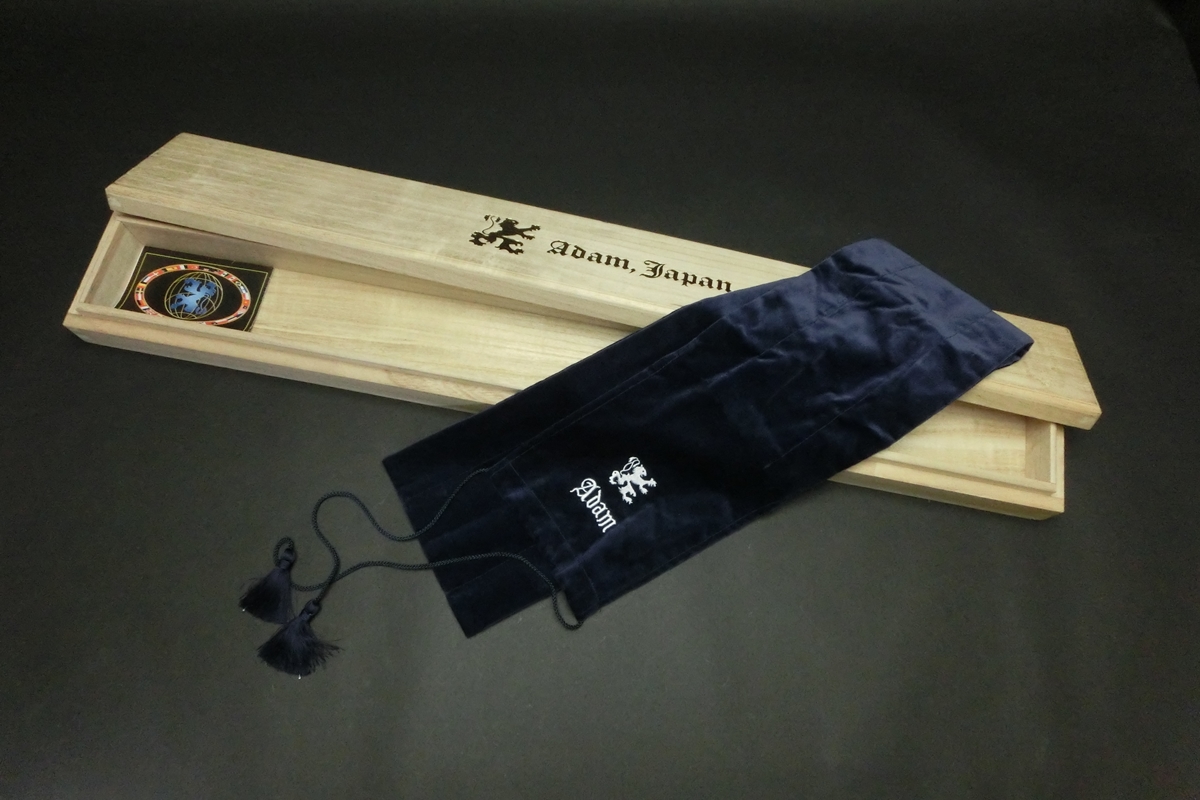 【ヤフオク出品中】15686 美品 ムサシ Musashi 3C 角芯 タケノコ 430-1 2シャフト ビリヤード キュー キャロム SPIDER□