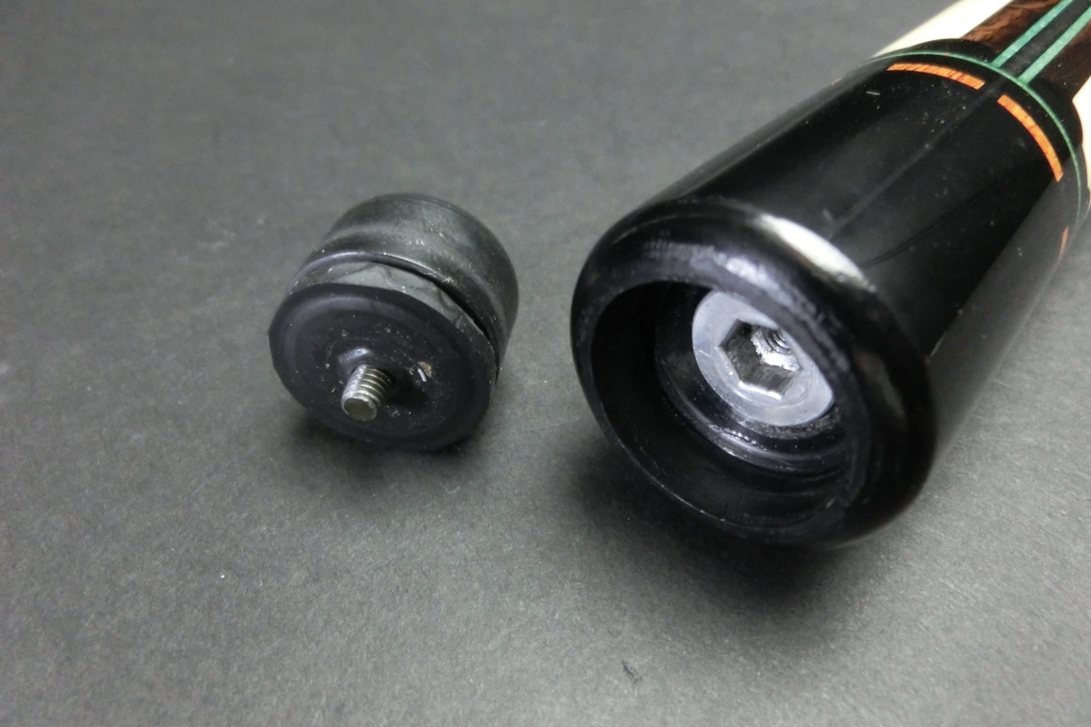 【ヤフオク出品中】15688 アダム Adam 3C 小林モデル 4剣 2シャフト 木ネジ ビリヤード キュー キャロム SPIDER□