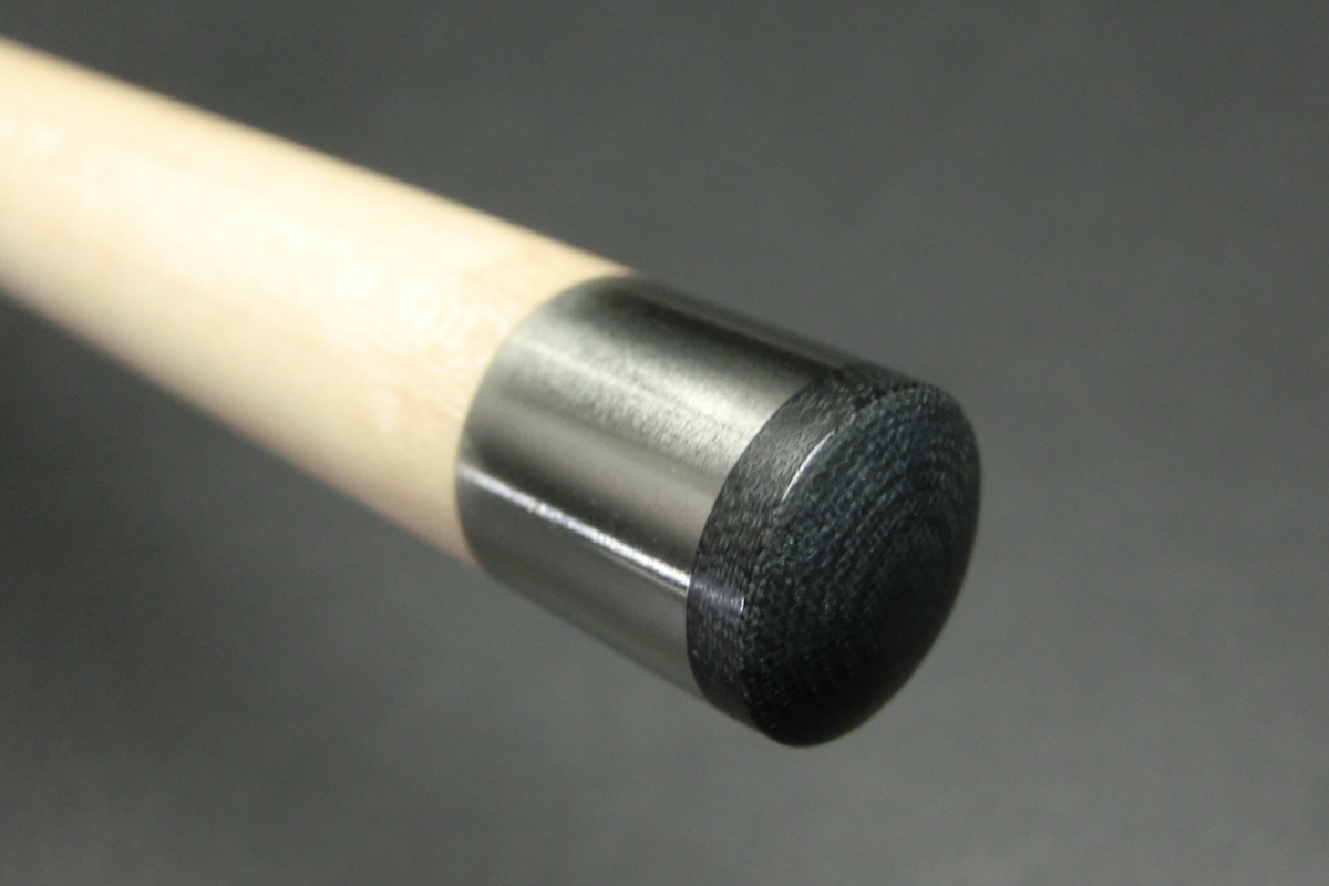 【ヤフオク出品中】15698 メッヅ Mezz エアシューター BIタップ ジャンプキュー ビリヤード CUE SPIDER