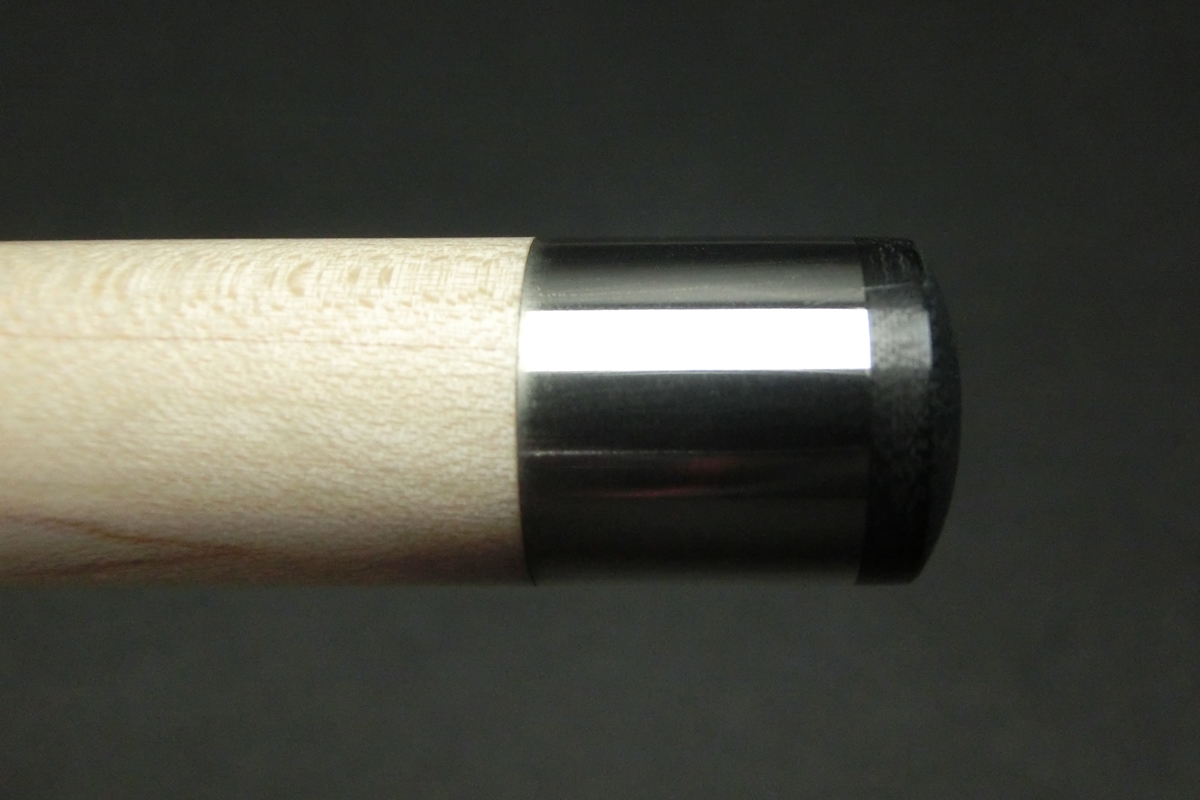 【ヤフオク出品中】15698 メッヅ Mezz エアシューター BIタップ ジャンプキュー ビリヤード CUE SPIDER