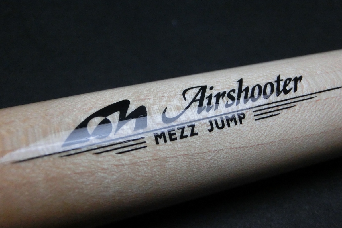 【ヤフオク出品中】15698 メッヅ Mezz エアシューター BIタップ ジャンプキュー ビリヤード CUE SPIDER