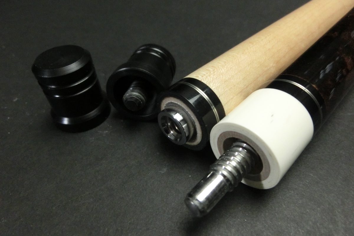 【ヤフオク出品中】15697 メッヅ Mezz BC-T ノーマルシャフト UJ ビリヤード キュー CUE SPIDER