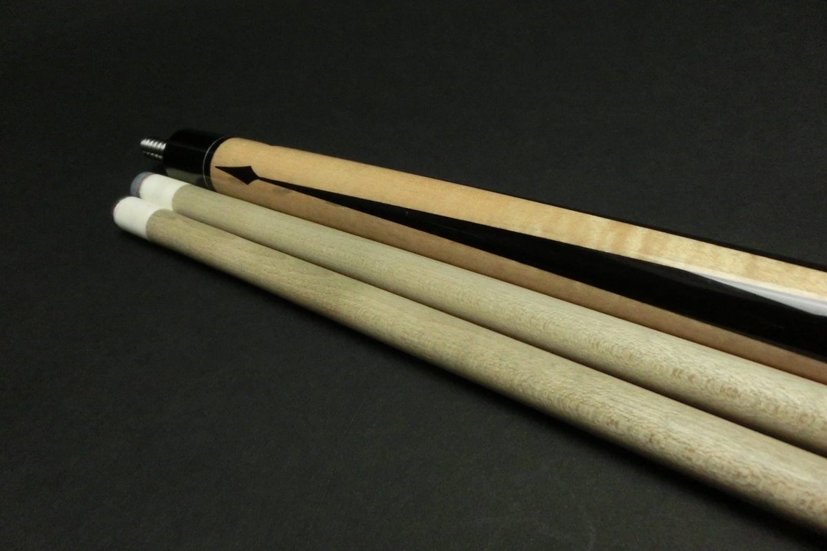 15694 訳アリ ランブロス Lambros 4剣 2シャフト ノーマル ウルトラ1 ビリヤード キュー カスタム SPIDER