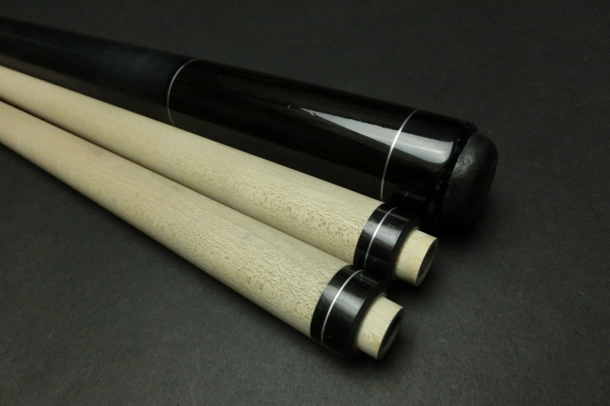 15694 訳アリ ランブロス Lambros 4剣 2シャフト ノーマル ウルトラ1 ビリヤード キュー カスタム SPIDER