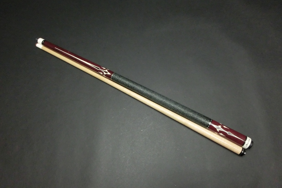 【ヤフオク出品中】15703 メッヅ Mezz EC-P4 ノーマルシャフト UJ ビリヤード キュー CUE SPIDER