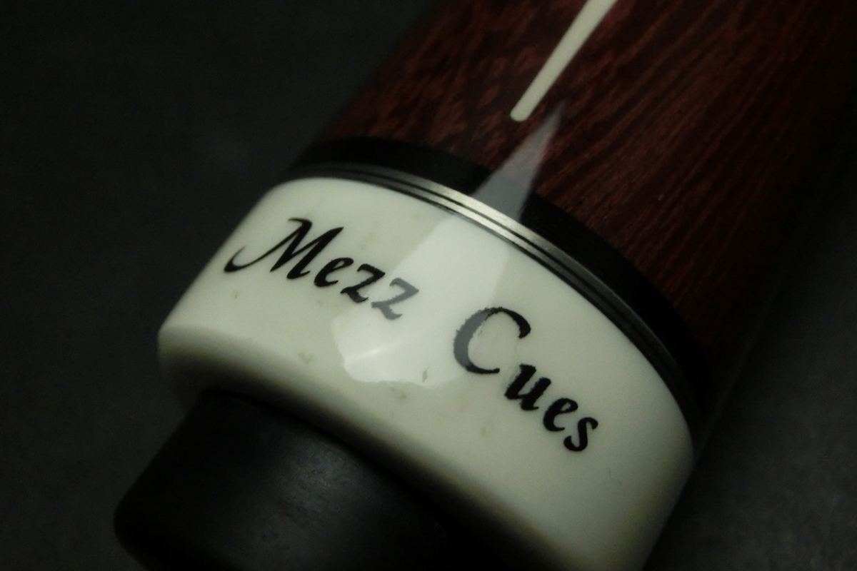 【ヤフオク出品中】15703 メッヅ Mezz EC-P4 ノーマルシャフト UJ ビリヤード キュー CUE SPIDER